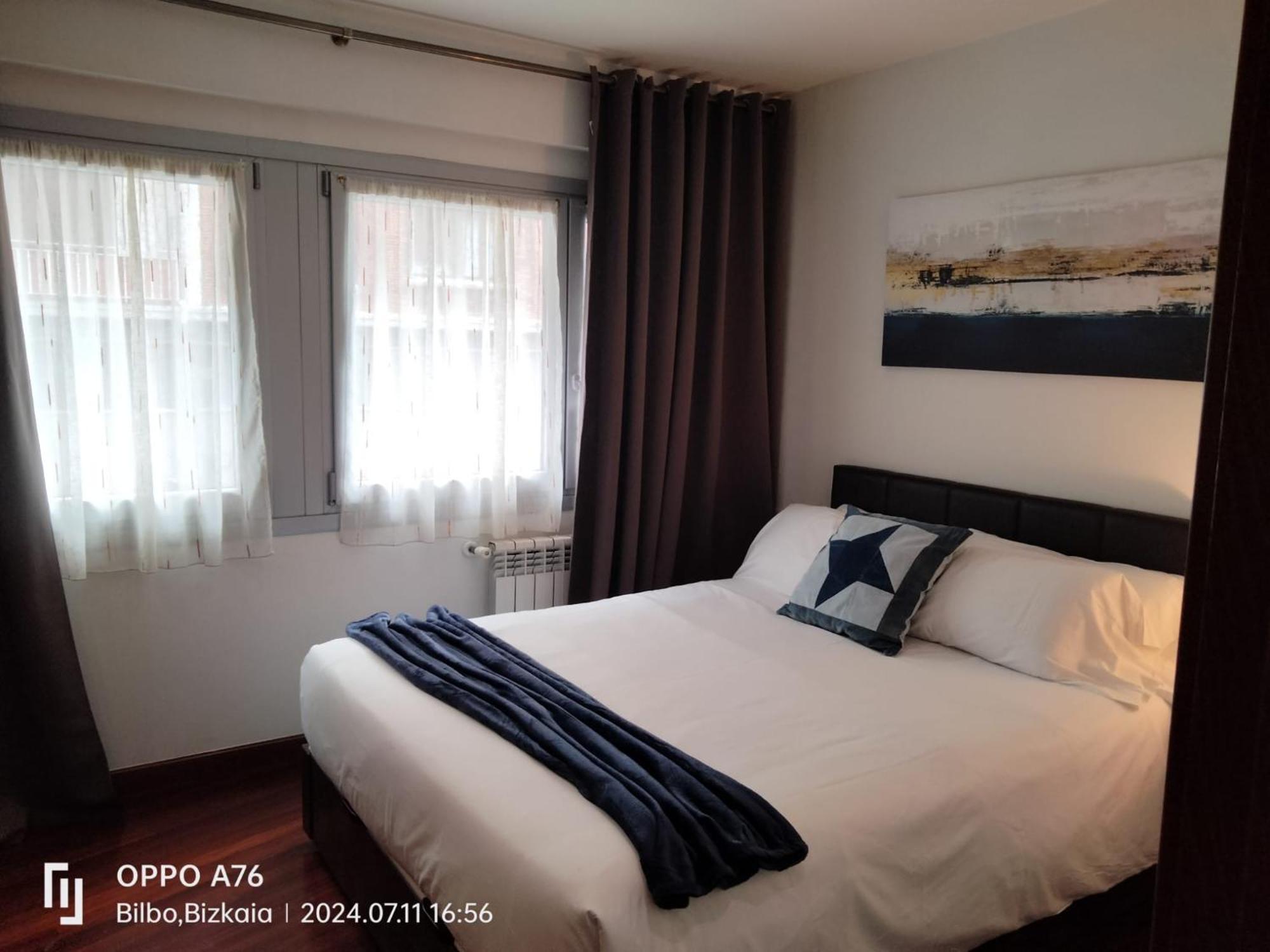 Appartement Amplio Y Acogedor Junto A Plaza Zabalburu à Bilbao Extérieur photo