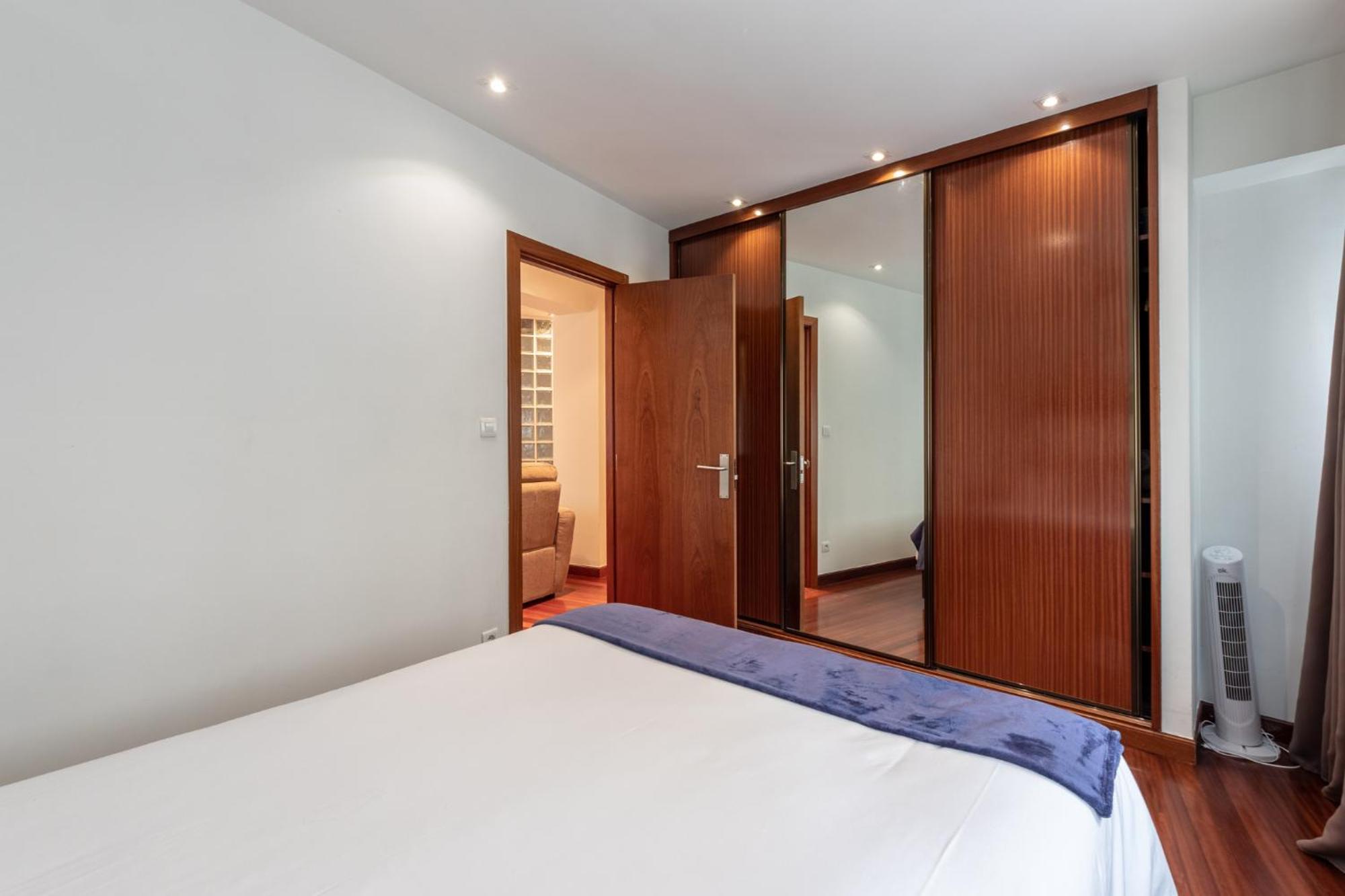 Appartement Amplio Y Acogedor Junto A Plaza Zabalburu à Bilbao Extérieur photo