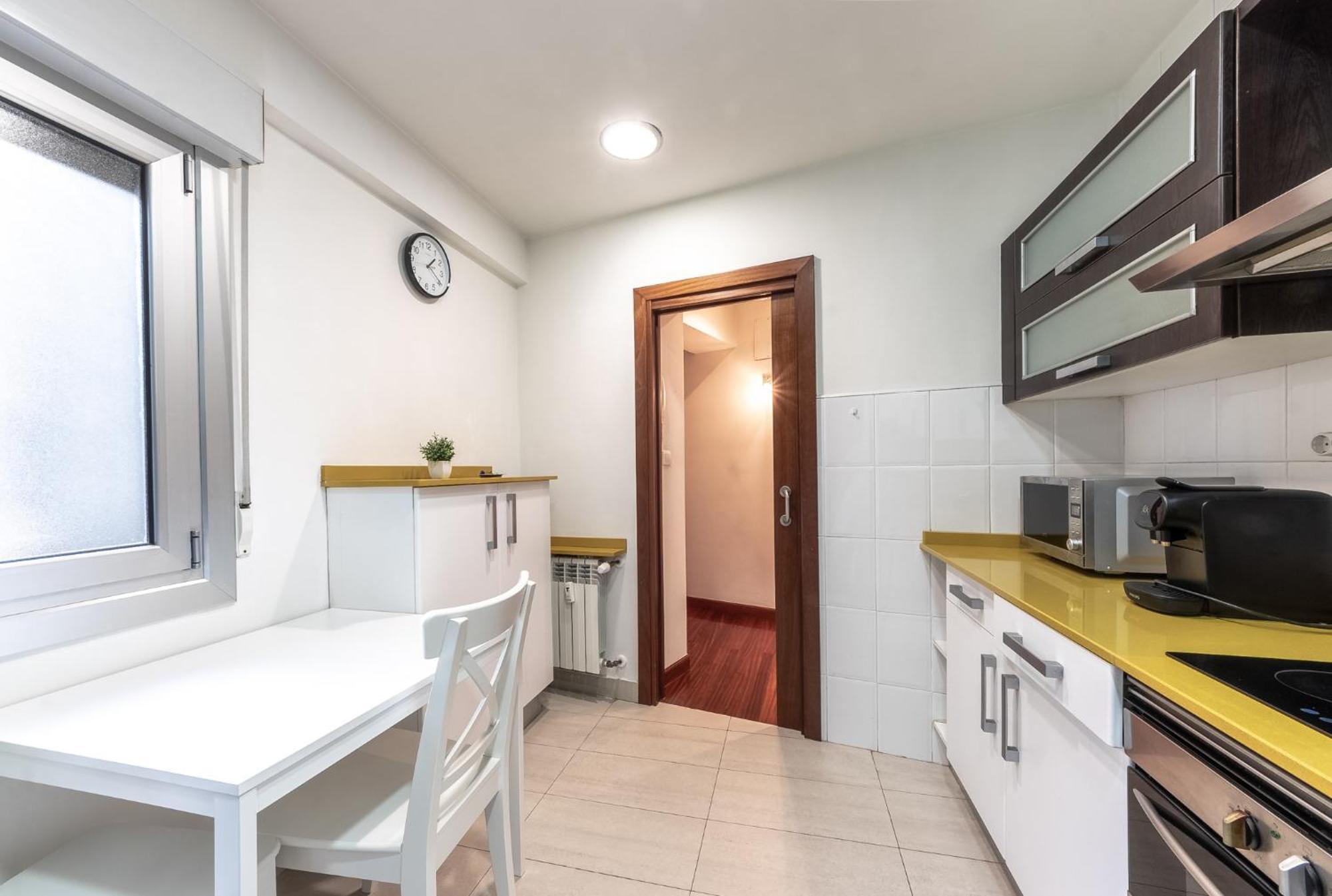 Appartement Amplio Y Acogedor Junto A Plaza Zabalburu à Bilbao Extérieur photo